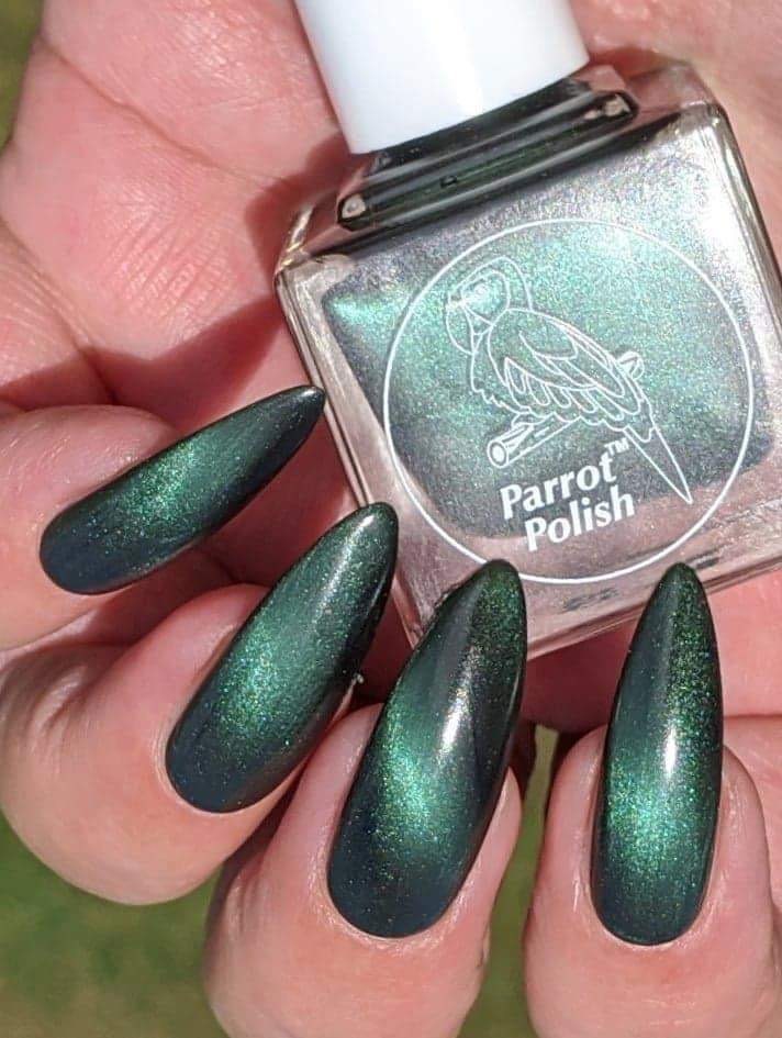 Parrot Polish Memphis Belle Magnetic Nail Polish - Green