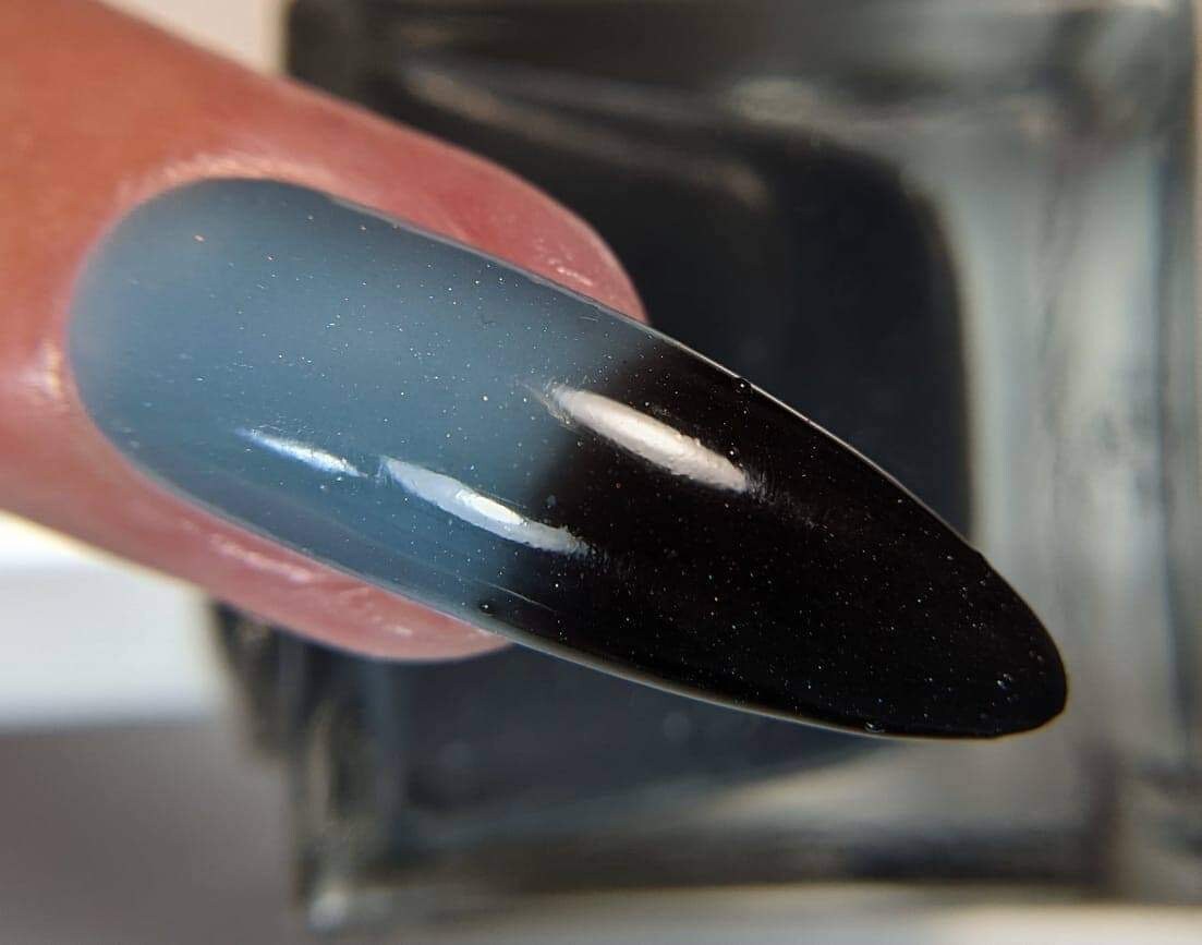 Parrot Polish Black Dragon Thermal Nail Polish - Black/Bluish Grey